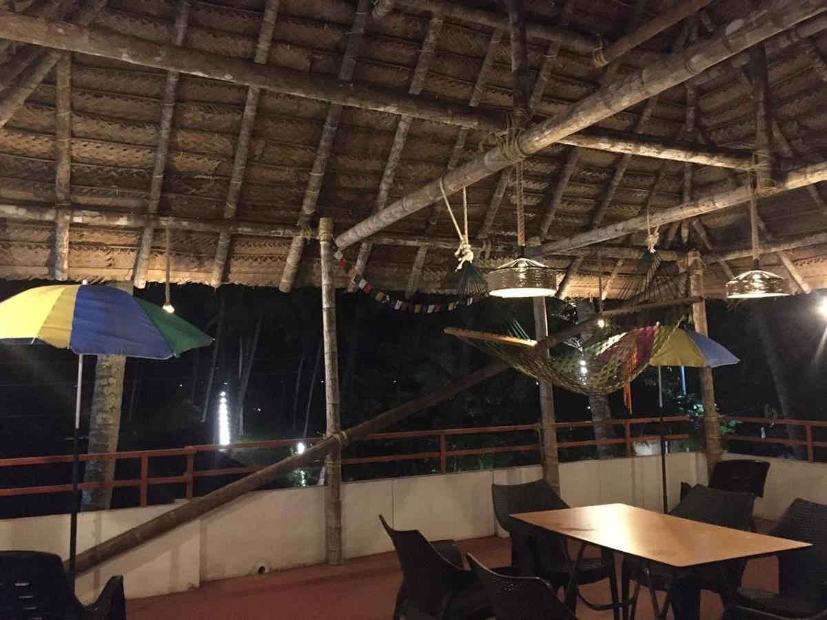 Madhav Mansion Beach Resort Varkala Exterior photo